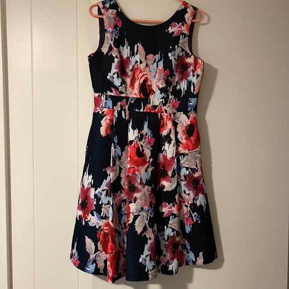Kate Spade | Hazy Floral Open Back Dress - Picture 3 of 4